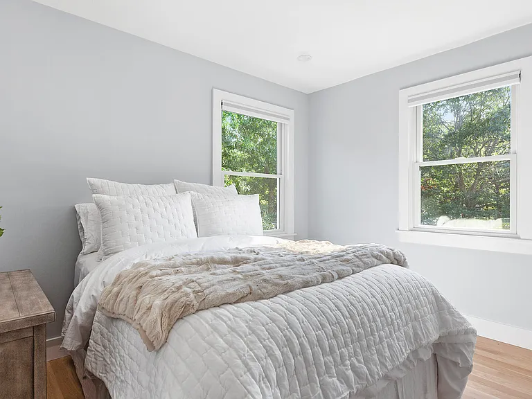 5 Amagansett Dr E — Photo 17