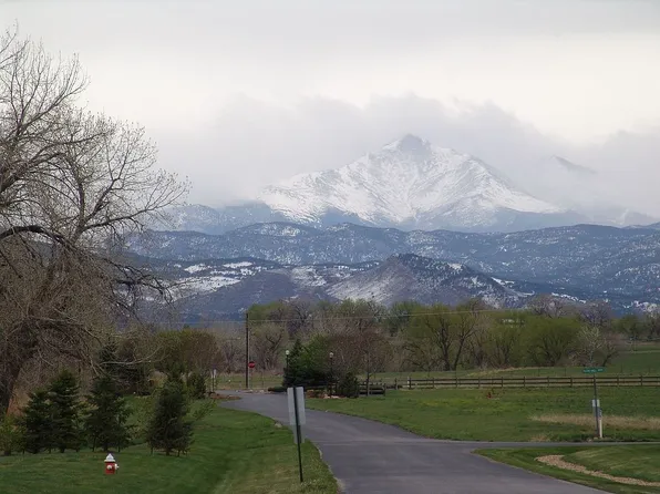 8818 Prairie Knoll Dr, Longmont, CO 80503