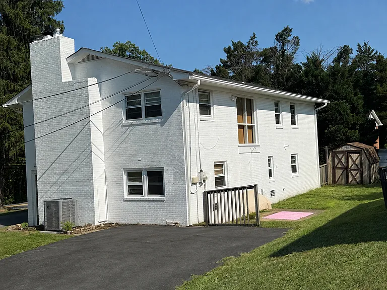 7207 Temple Hill Rd — Photo 3