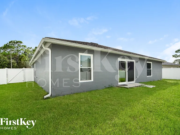 307 Michigan Ln — Photo 15