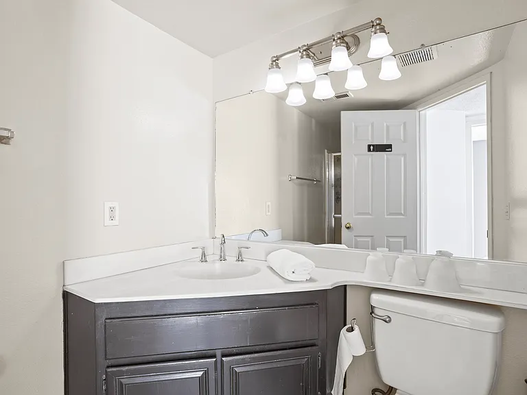 14710 Ponderosa Ranch Rd #1 — Photo 5