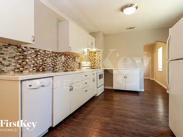4134 3rd Ave S — Photo 8