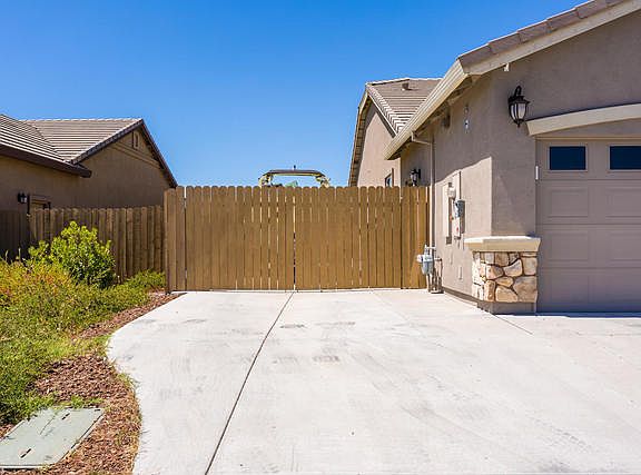 2nd image of 3056 Demartini Dr