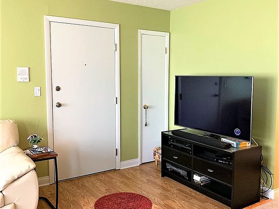 3rd image of 9413 Kelvin Ln APT 3176
