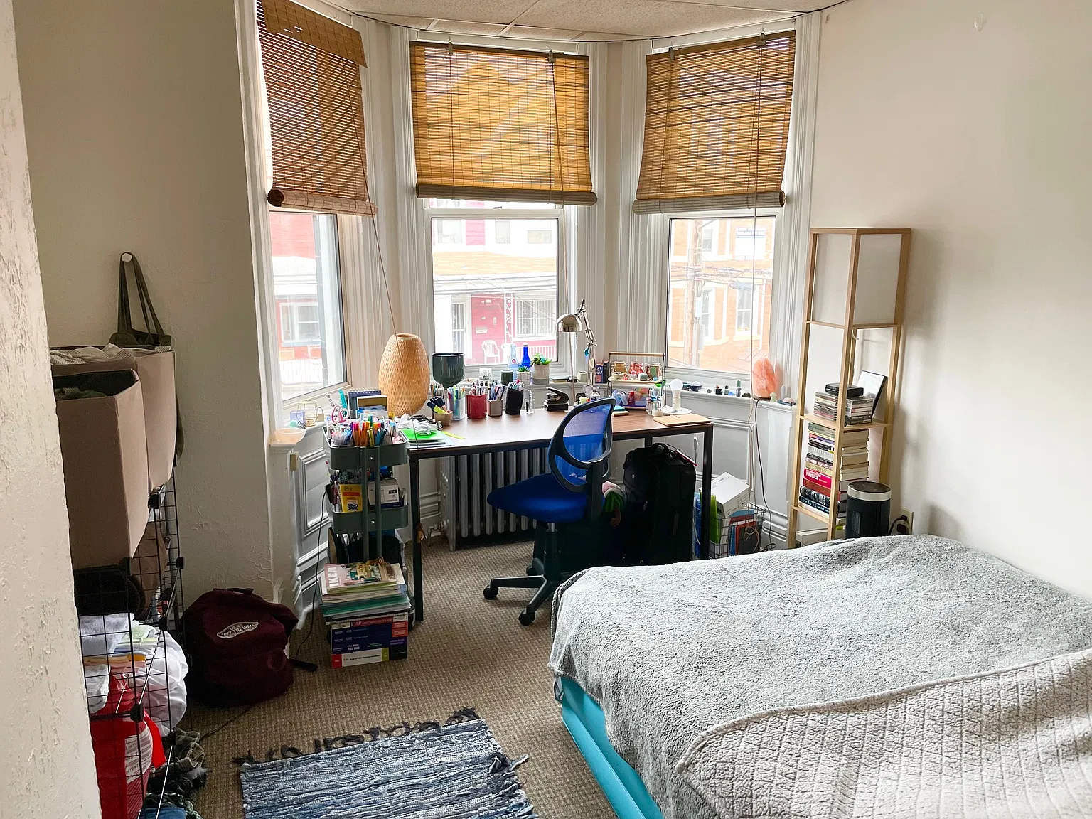 1 bed, 700 sqft, $1,250 — Photo 1