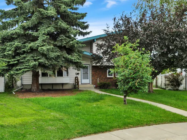 7604 149th Ave NW, Edmonton, AB T5C 2V7