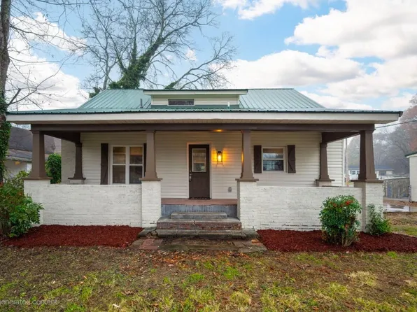 1004 S Chattanooga St, La Fayette, GA 30728