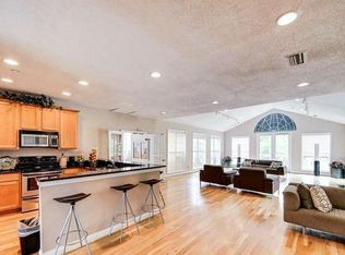 1541 Lincoln Way #2, Mc Lean, VA 22102