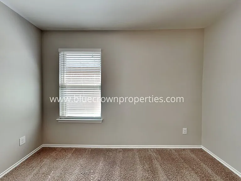 3085 Seth Ln — Photo 18