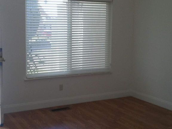 2nd image of 2009 Sultana Dr