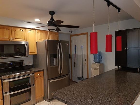 5th image of 10138 Hartford Ct #Ga2024