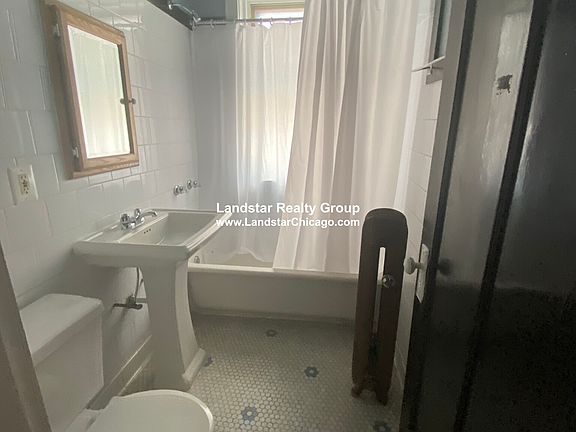 5th image of 4354 N Elston Ave APT 203