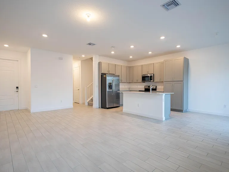 4985 Navali Dr — Photo 4