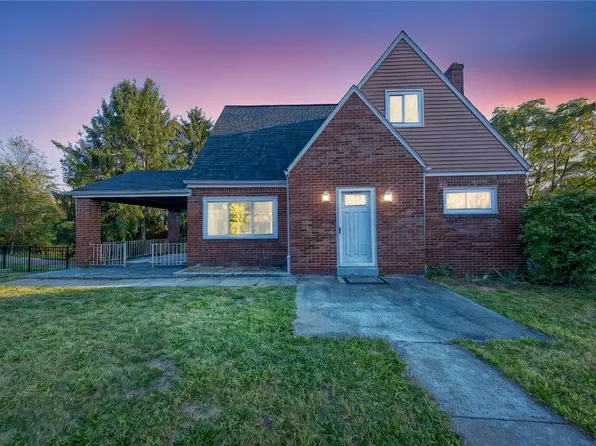 464 Irwin Ln, Pittsburgh, PA 15212