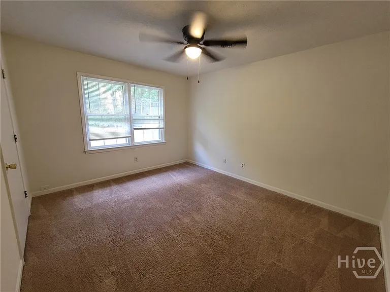 1260 Aiken Rd — Photo 4