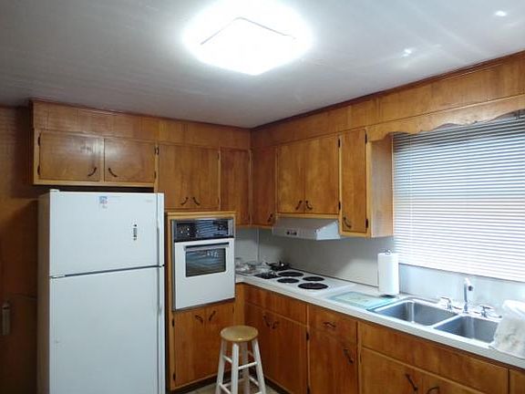 3rd image of 1540 Warpath Dr