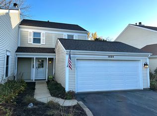 1024 Devonshire Ave, Naperville, IL 60540