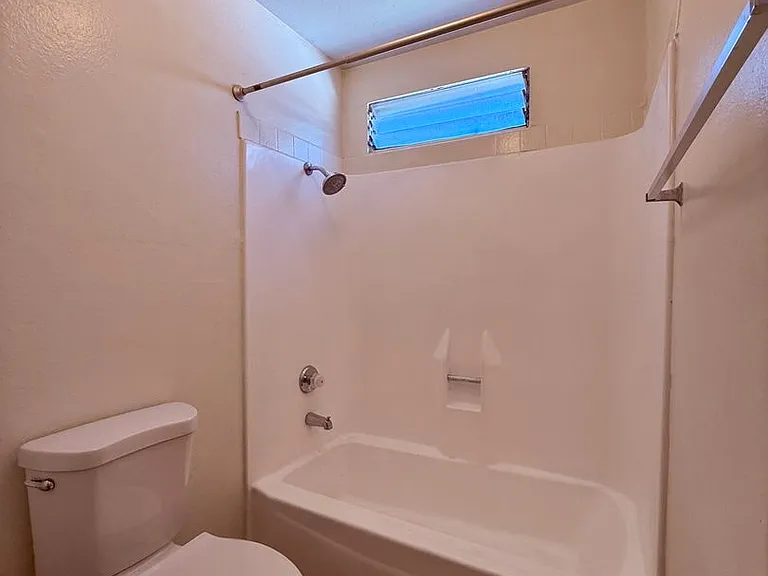 3300 W Orange Ave — Photo 11