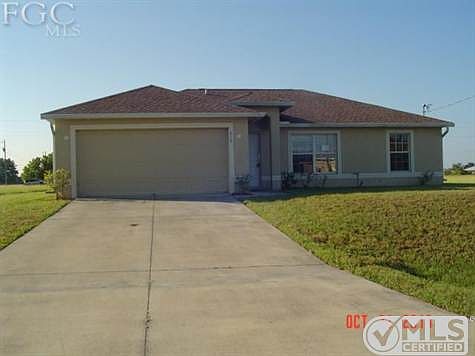 2nd image of 606 NW 23rd Ter