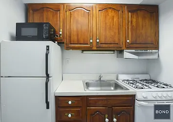 Rented by Bond New York