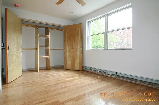 Rented by aptsandlofts.com | media 12