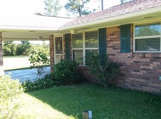 17057 Kapalama Rd, Pass Christian, MS 39571