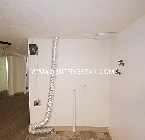 515 S 9th Ave — Photo 19