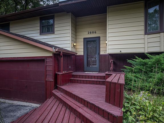 3rd image of 2806 Warner St