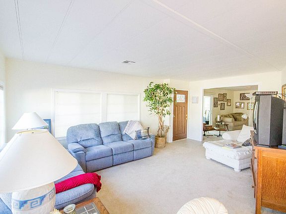 7125 Santa Barbara - Living Room 1