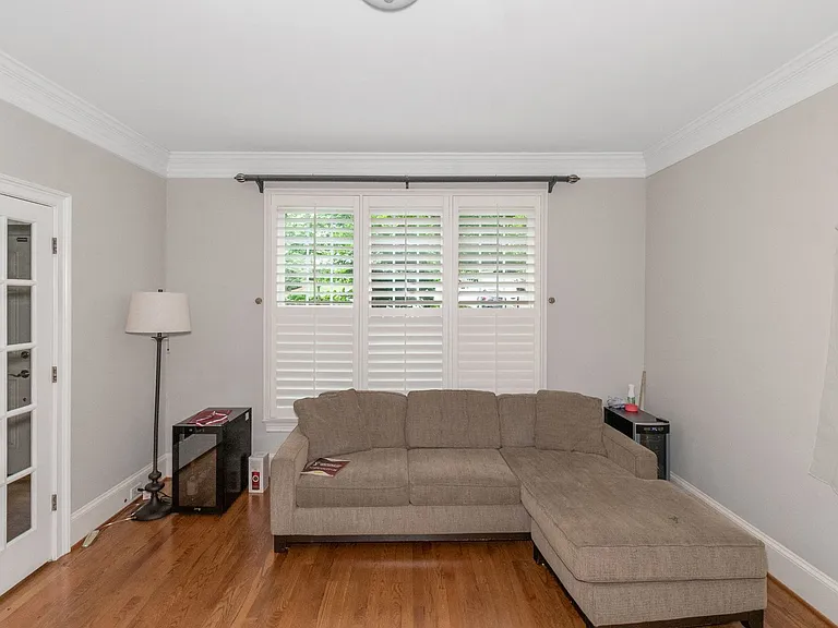 1450 Hillcrest Hts — Photo 29
