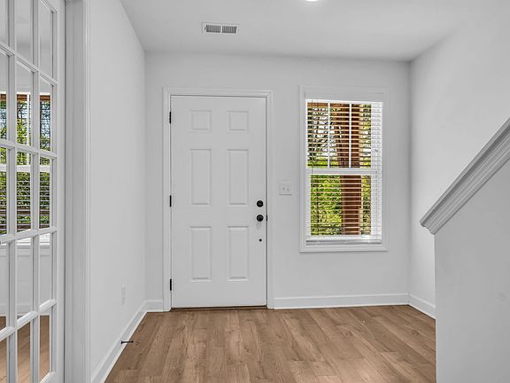 5th image of 506 Broussard Blvd