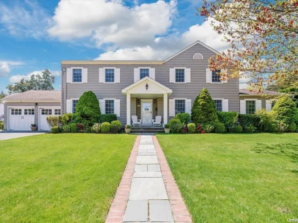 138 Dartmouth Road, Massapequa, NY 11758