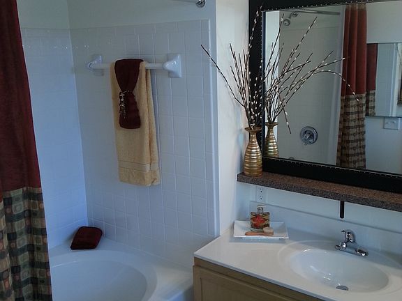 2nd image of 23240 Surrey Way Unit J