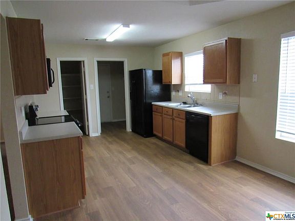 5th image of 4310 Lloyd Dr