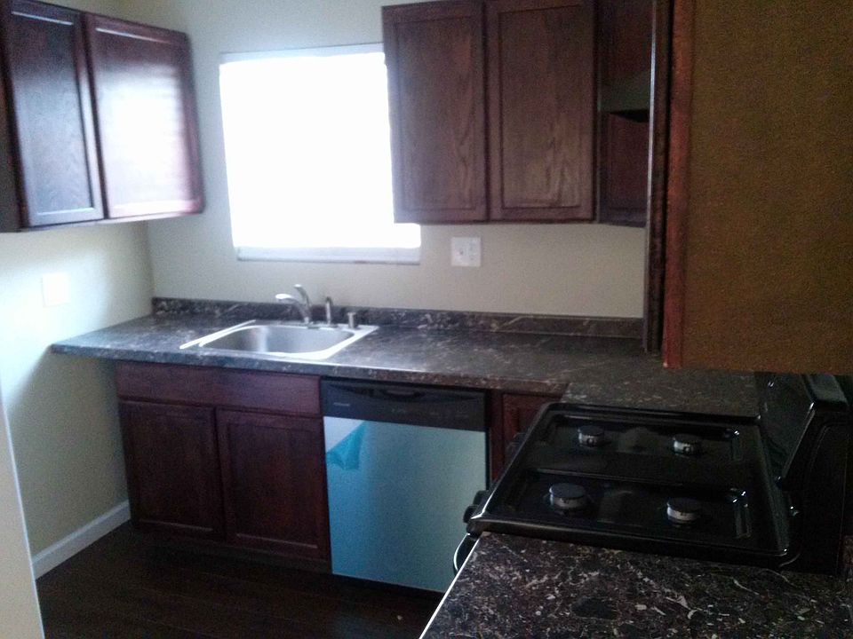 2nd image of 5138 Riverton Ave