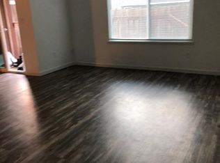 408 2nd St NW APT 4, Puyallup, WA 98371