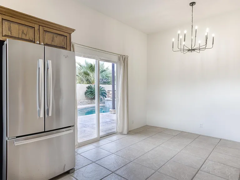53740 Avenida Navarro — Photo 10