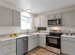 15904 E Rice Pl APT B, Aurora, CO 80015