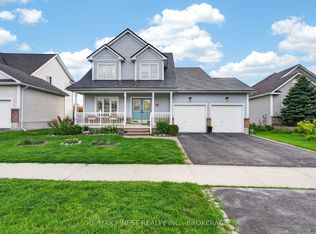 68 Country Club Dr, Loyalist, ON K0H1G0