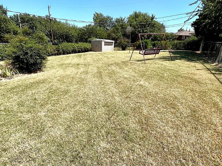 6712 N Ross Ave — Photo 23