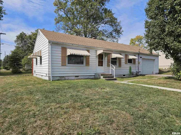 713 N 10th St, Mount Vernon, IL 62864