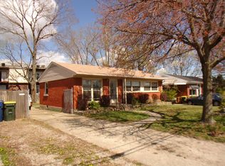 4407 Champions Trace Ln, Watterson Park, KY 40218
