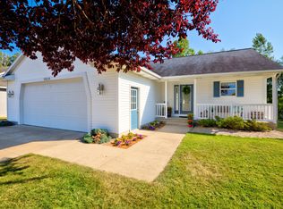 11564 Riley Ridge Ct, Holland, MI 49424