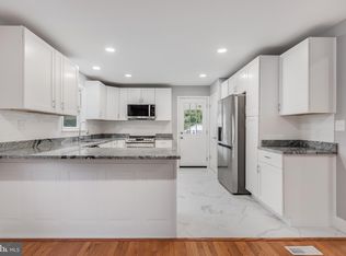 11200 Carroll Dr, Waldorf, MD