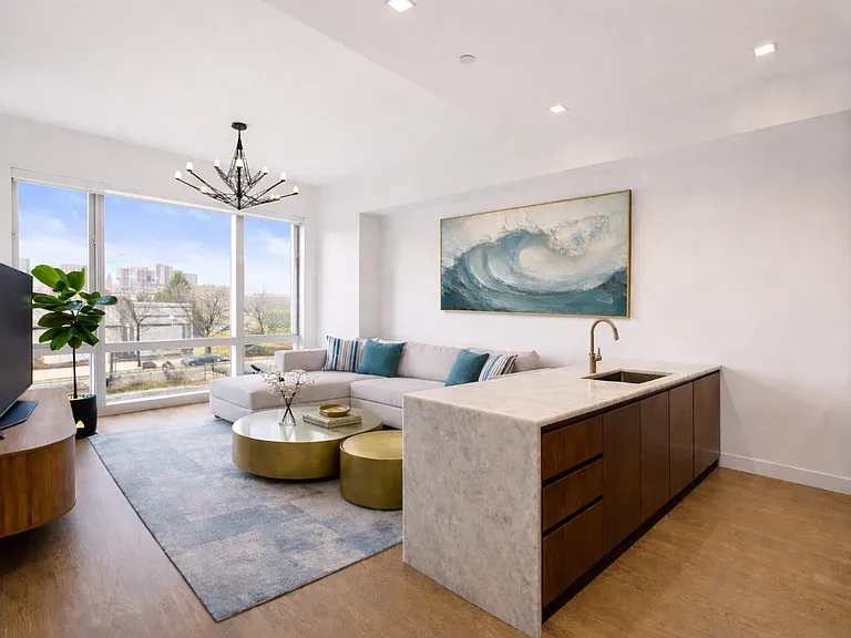 75 Park Ln #201 — Photo 5