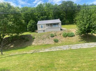 9897 Lincoln Hwy, Everett, PA 15537