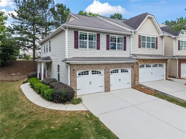 1509 Creek Bend Ln, Lawrenceville, GA 30043
