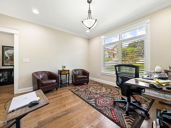 4th image of 2064 Britts Dr