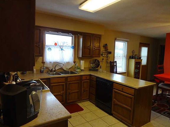 2nd image of 506 N Gary Ct