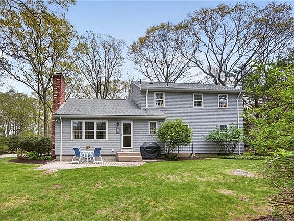 4th image of 272 Pine Hill Rd